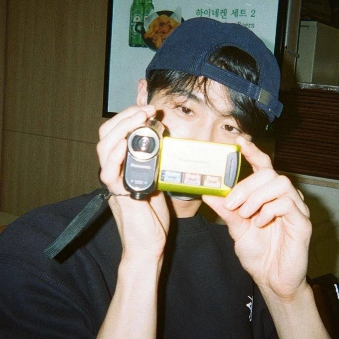 小众个性男头像  我更喜欢无人问津的日子。-原笔记