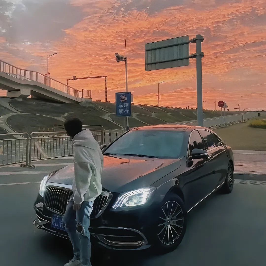 #男头像气质男头像背影-原笔记