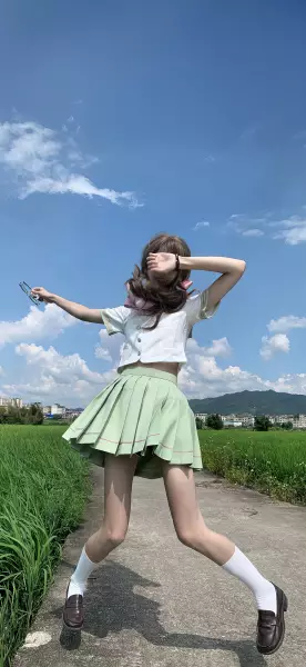 𝐒𝐡𝐚𝐫𝐞 美女壁纸 iOS26景深壁纸